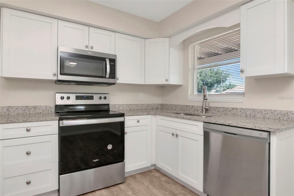 Active With Contract: $289,900 (3 beds, 2 baths, 1040 Square Feet)