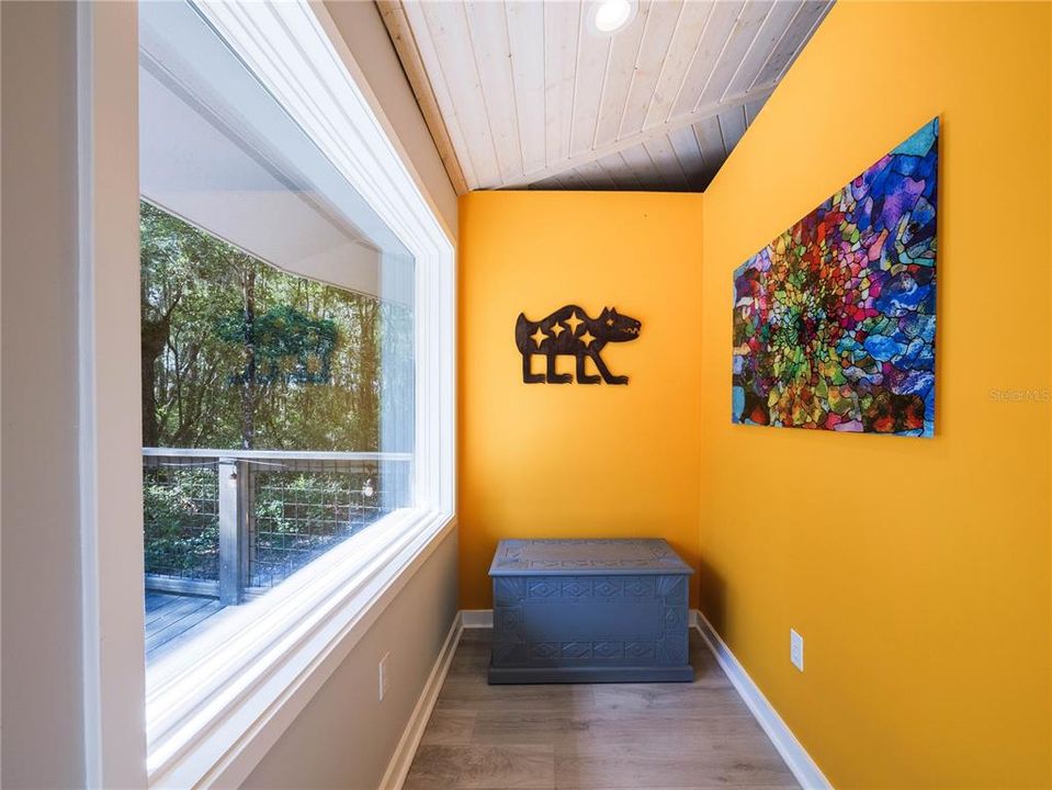 For Sale: $2,180,000 (3 beds, 2 baths, 2422 Square Feet)