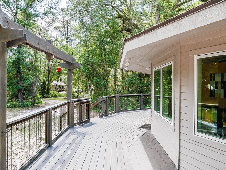 For Sale: $2,180,000 (3 beds, 2 baths, 2422 Square Feet)