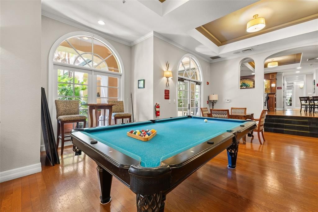 Activo con contrato: $369,900 (1 camas, 1 baños, 1393 Pies cuadrados)
