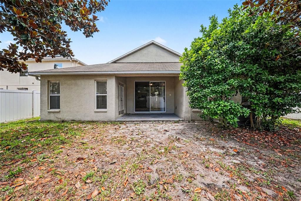 Active With Contract: $359,900 (4 beds, 2 baths, 2081 Square Feet)