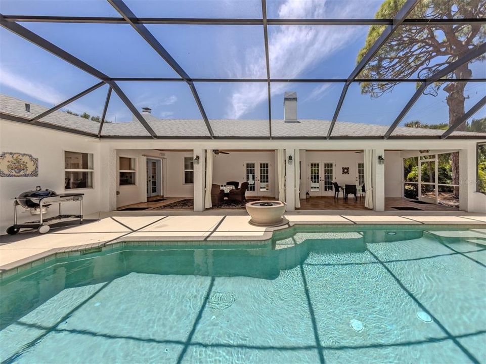 For Sale: $1,295,000 (2 beds, 2 baths, 1814 Square Feet)