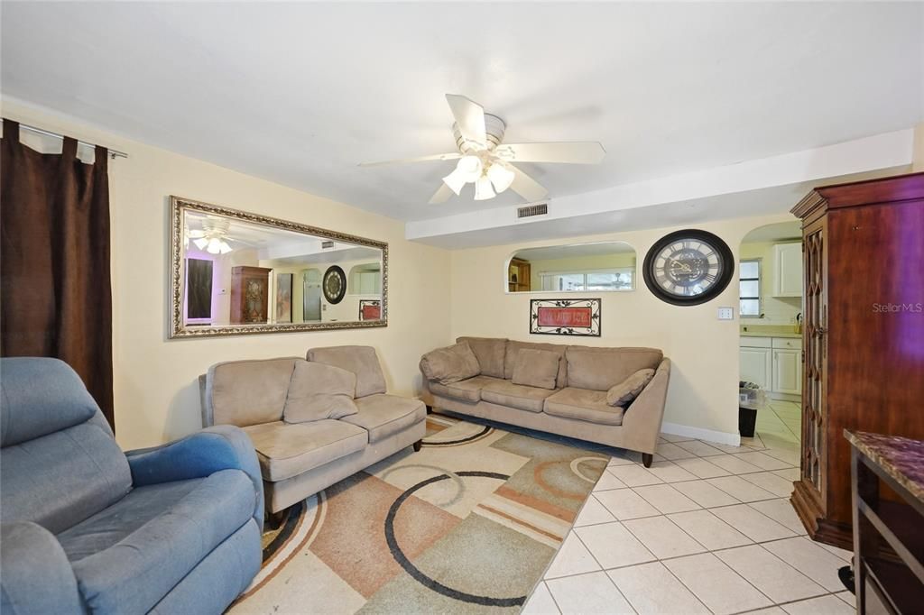 En Venta: $195,000 (3 camas, 1 baños, 1080 Pies cuadrados)