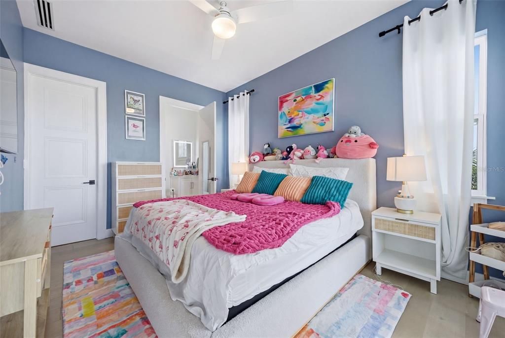 For Sale: $3,650,000 (4 beds, 4 baths, 3228 Square Feet)