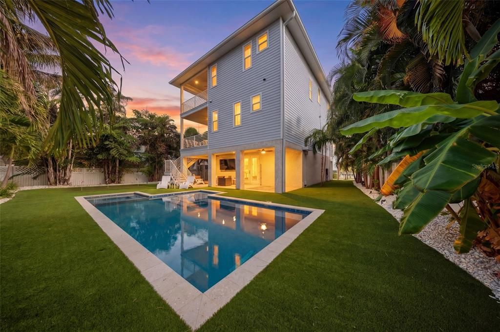 For Sale: $3,650,000 (4 beds, 4 baths, 3228 Square Feet)