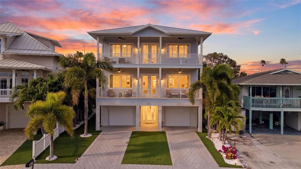 For Sale: $3,650,000 (4 beds, 4 baths, 3228 Square Feet)