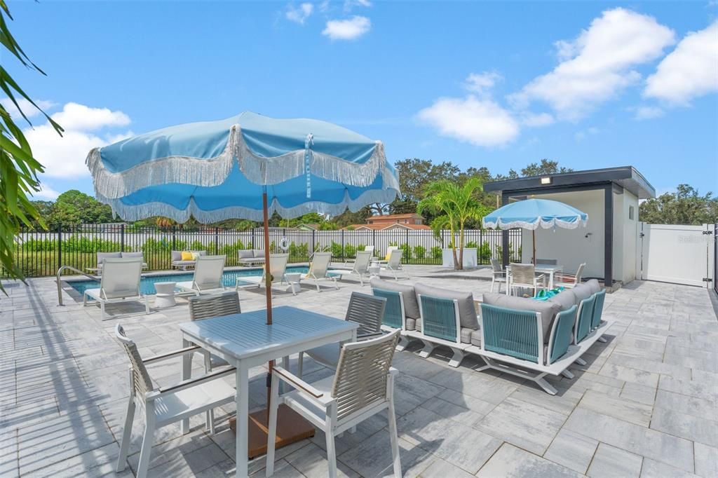 En Venta: $700,000 (3 camas, 2 baños, 2392 Pies cuadrados)