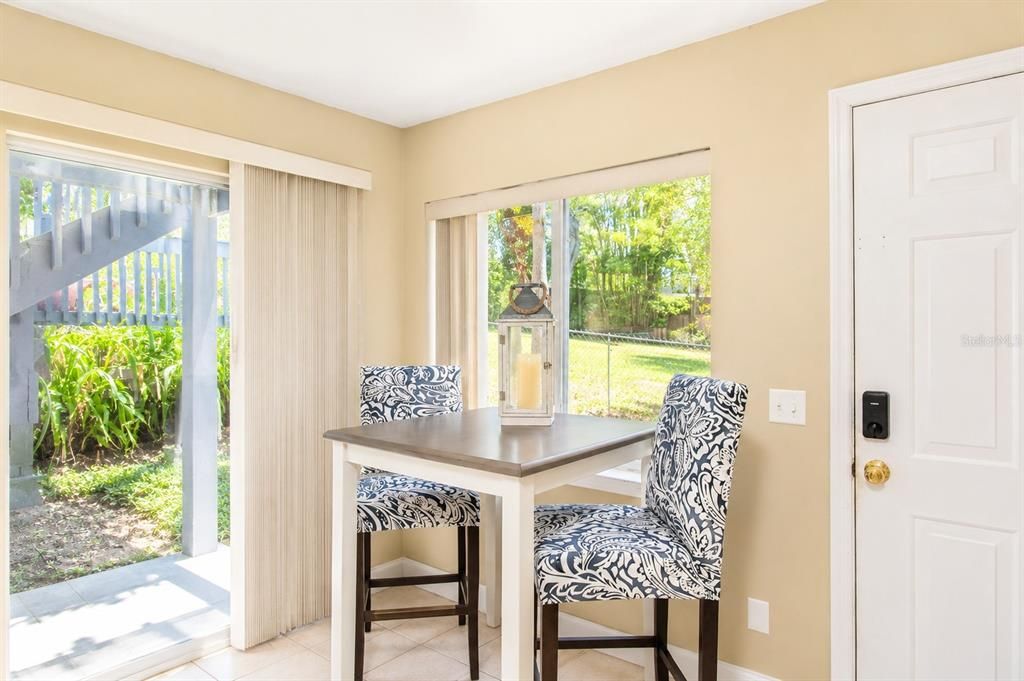 For Sale: $154,900 (1 beds, 1 baths, 480 Square Feet)
