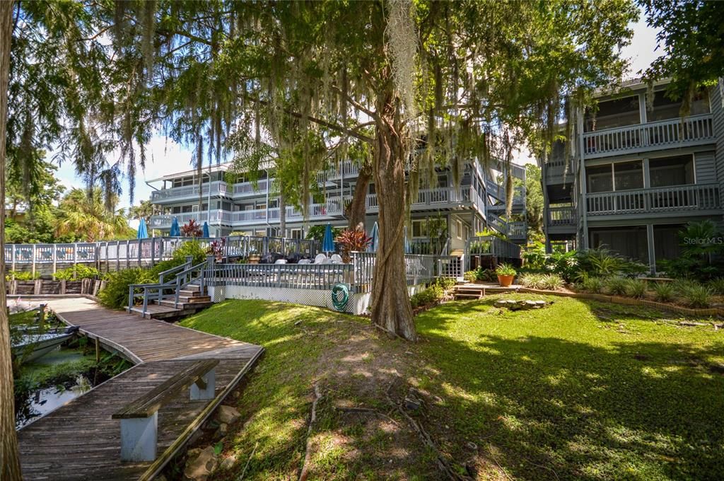 For Sale: $154,900 (1 beds, 1 baths, 480 Square Feet)