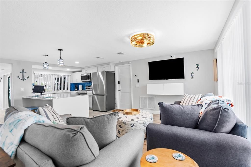 For Rent: $2,600 (2 beds, 2 baths, 1389 Square Feet)