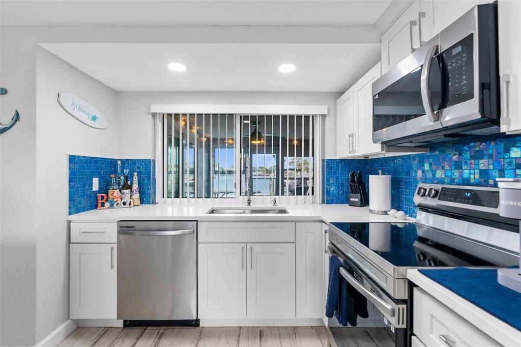 For Rent: $2,600 (2 beds, 2 baths, 1389 Square Feet)