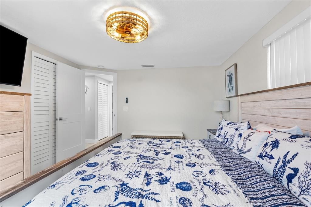 For Rent: $2,600 (2 beds, 2 baths, 1389 Square Feet)
