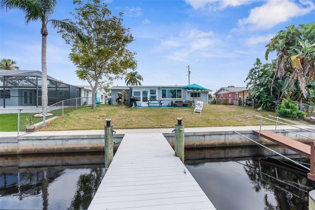 For Rent: $2,600 (2 beds, 2 baths, 1389 Square Feet)