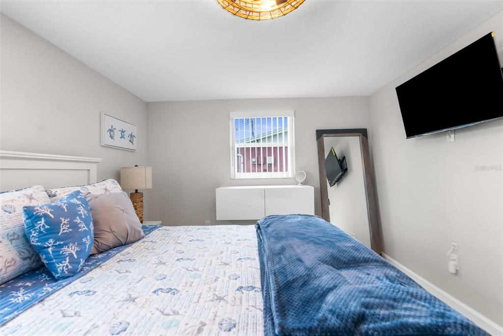 For Rent: $2,600 (2 beds, 2 baths, 1389 Square Feet)