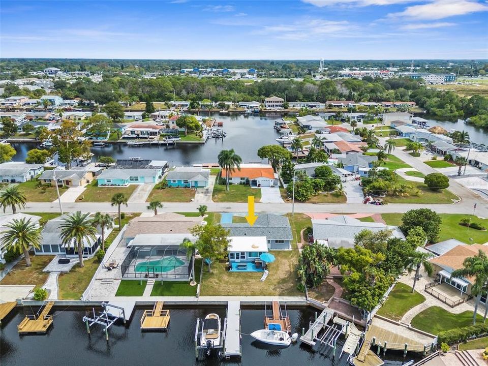 For Rent: $2,600 (2 beds, 2 baths, 1389 Square Feet)
