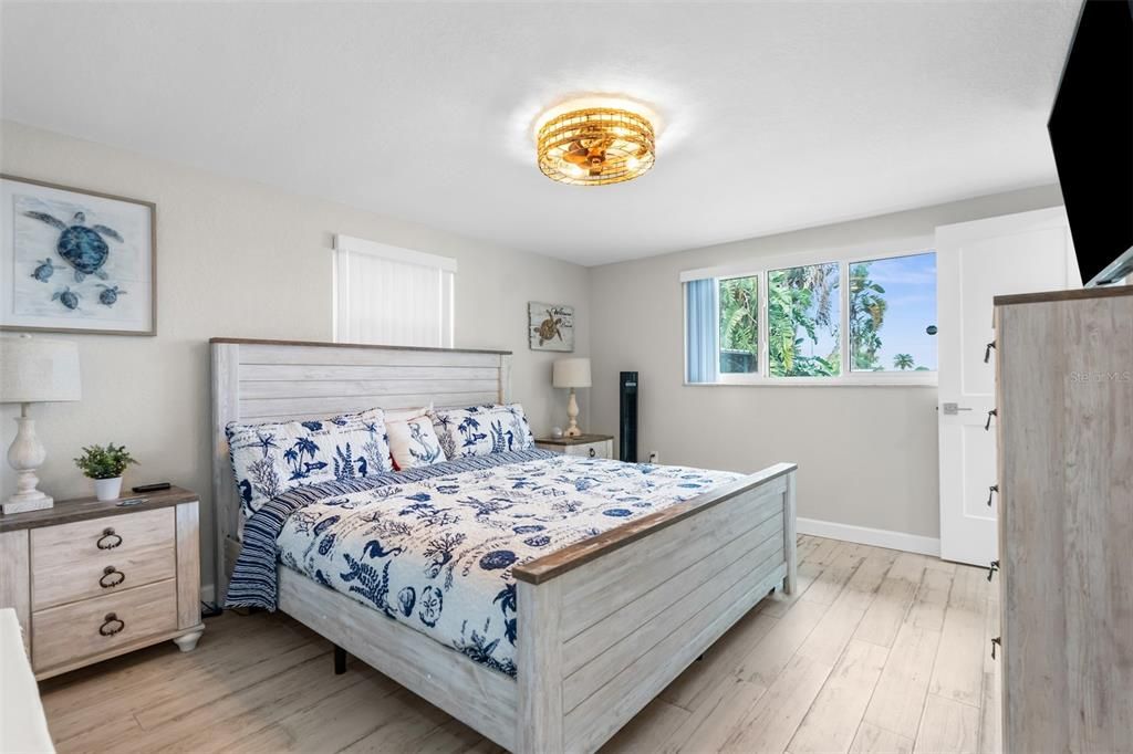 For Rent: $2,600 (2 beds, 2 baths, 1389 Square Feet)
