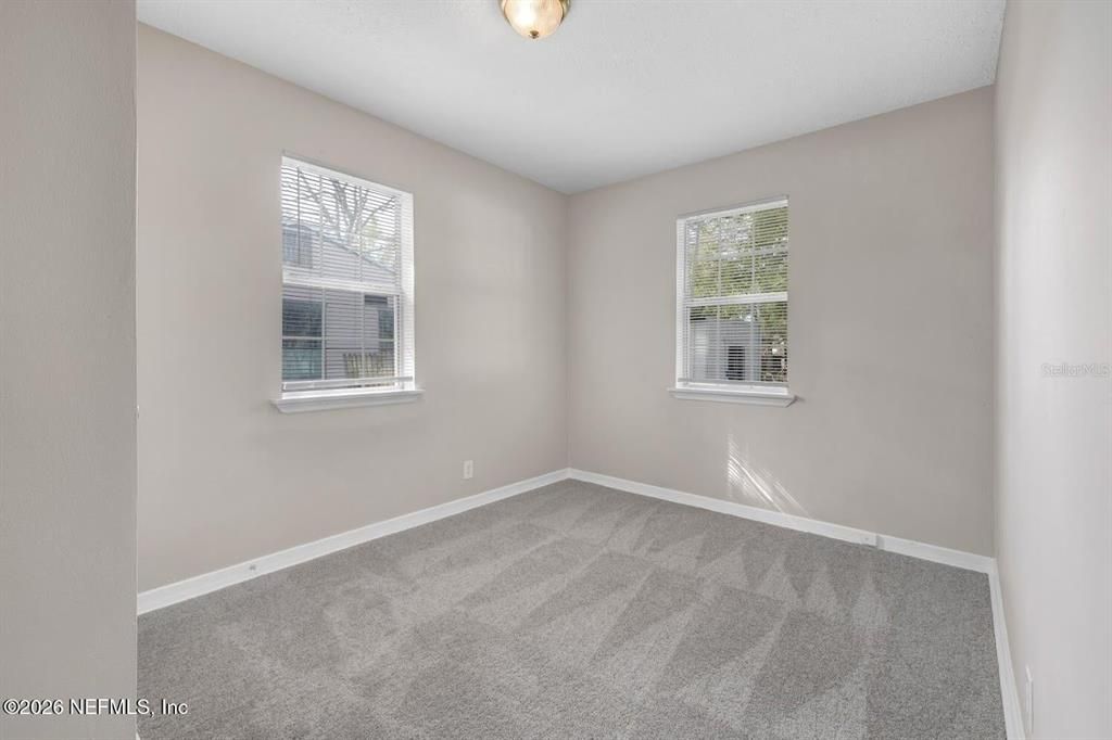 For Sale: $119,000 (3 beds, 1 baths, 970 Square Feet)