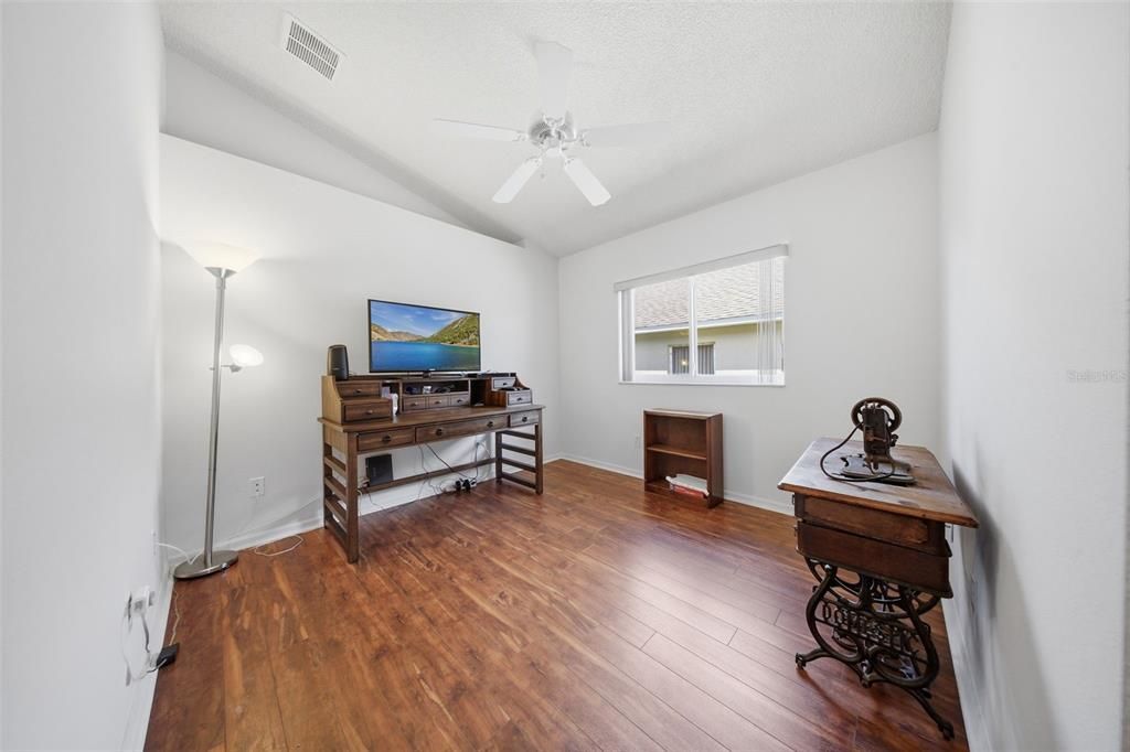 Activo con contrato: $325,000 (2 camas, 2 baños, 1572 Pies cuadrados)