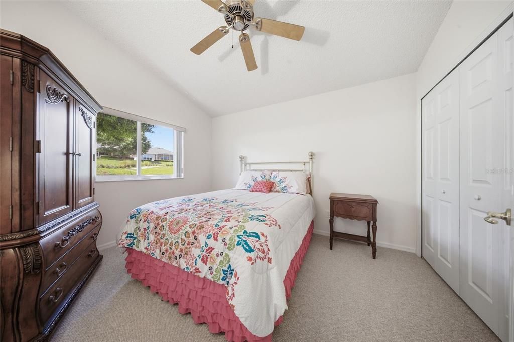 Activo con contrato: $325,000 (2 camas, 2 baños, 1572 Pies cuadrados)