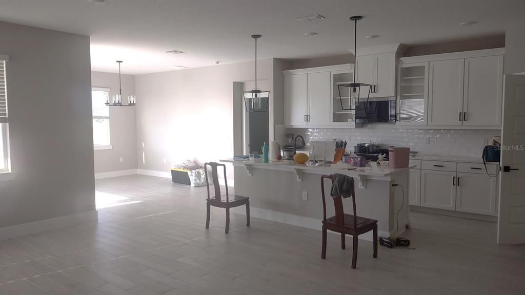 Active With Contract: $2,795 (4 beds, 3 baths, 2184 Square Feet)