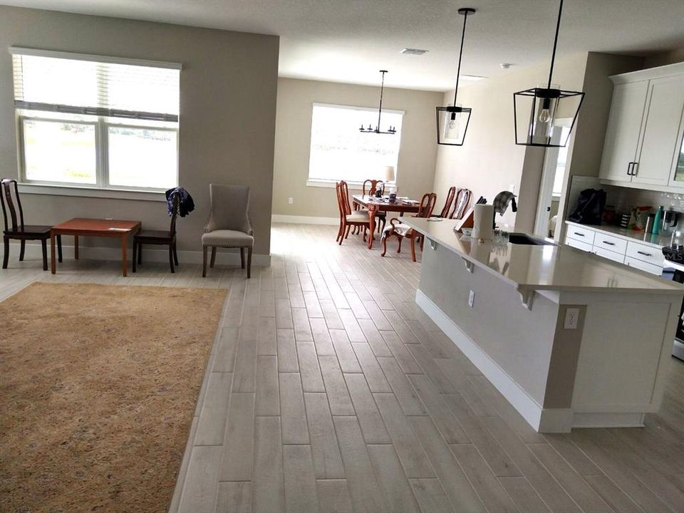 Active With Contract: $2,795 (4 beds, 3 baths, 2184 Square Feet)