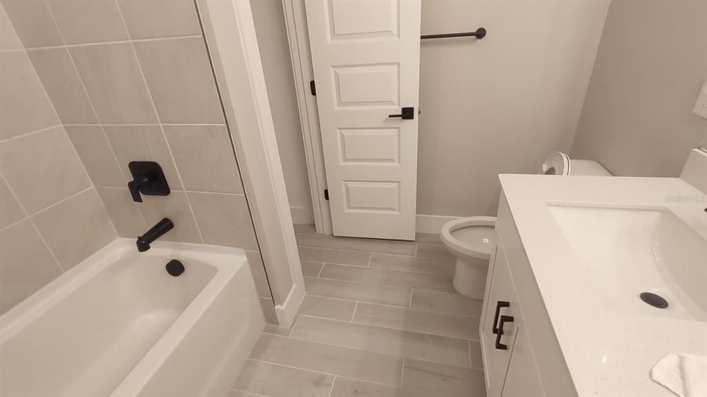 Active With Contract: $2,795 (4 beds, 3 baths, 2184 Square Feet)