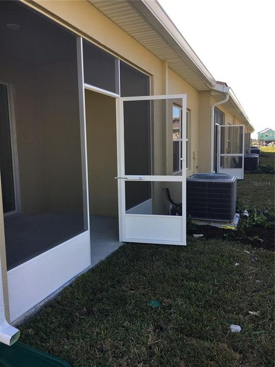 Activo con contrato: $2,200 (3 camas, 2 baños, 1505 Pies cuadrados)