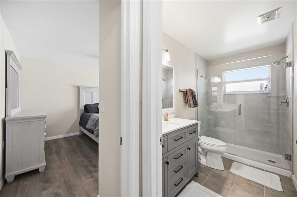 For Rent: $5,500 (3 beds, 2 baths, 2075 Square Feet)