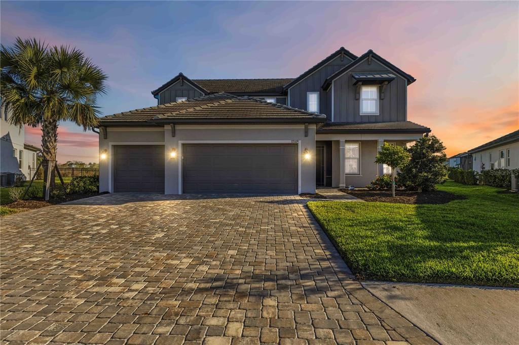 For Rent: $8,000 (5 beds, 4 baths, 3707 Square Feet)