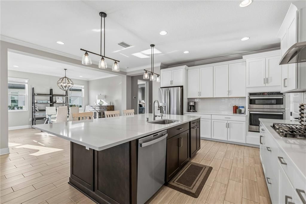 For Rent: $8,000 (5 beds, 4 baths, 3707 Square Feet)