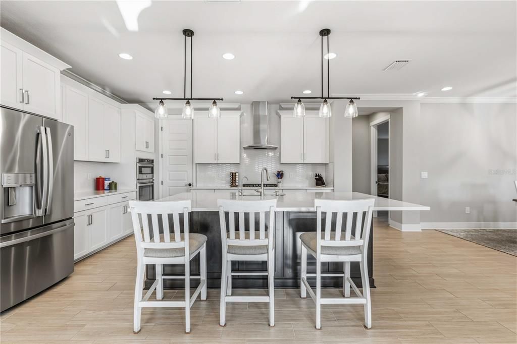 For Rent: $8,000 (5 beds, 4 baths, 3707 Square Feet)