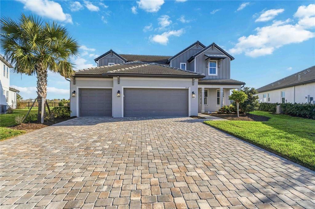 For Rent: $8,000 (5 beds, 4 baths, 3707 Square Feet)