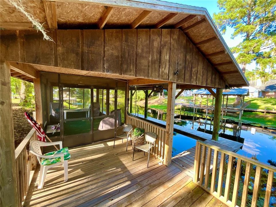 For Sale: $369,900 (2 beds, 2 baths, 1080 Square Feet)