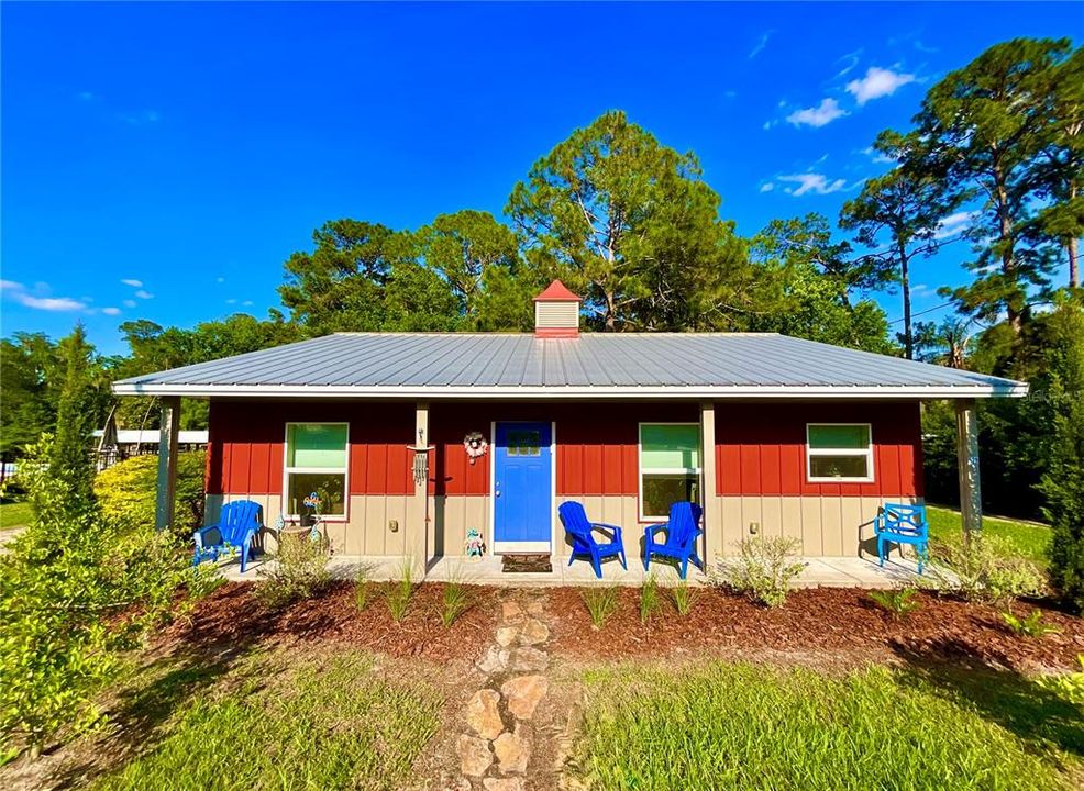 For Sale: $369,900 (2 beds, 2 baths, 1080 Square Feet)