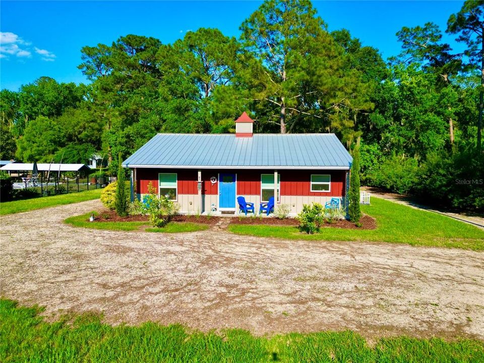 For Sale: $369,900 (2 beds, 2 baths, 1080 Square Feet)