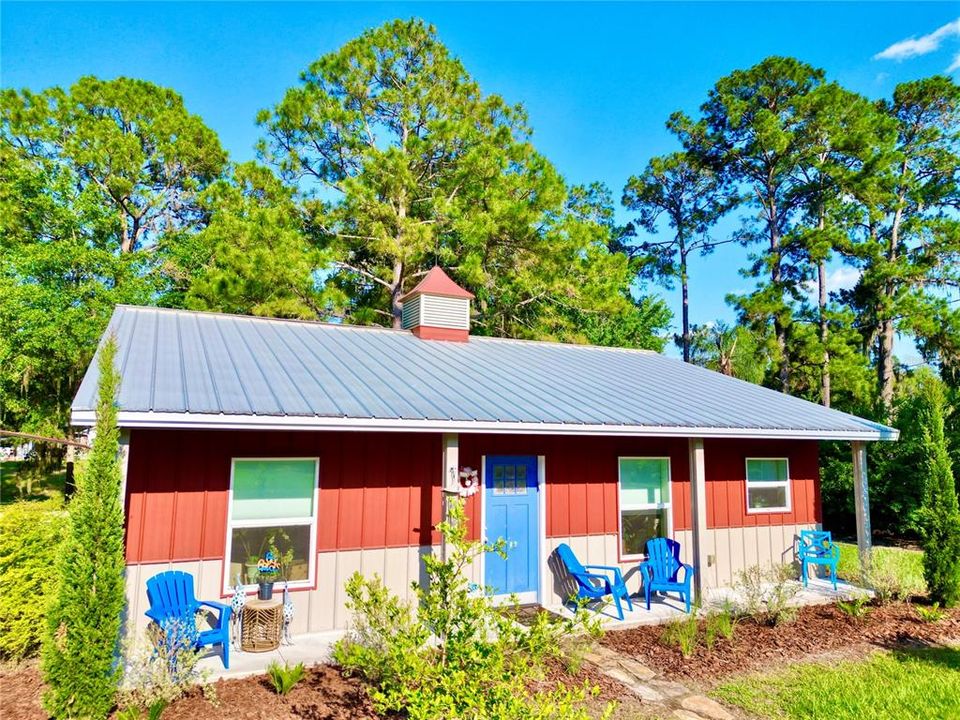 For Sale: $369,900 (2 beds, 2 baths, 1080 Square Feet)
