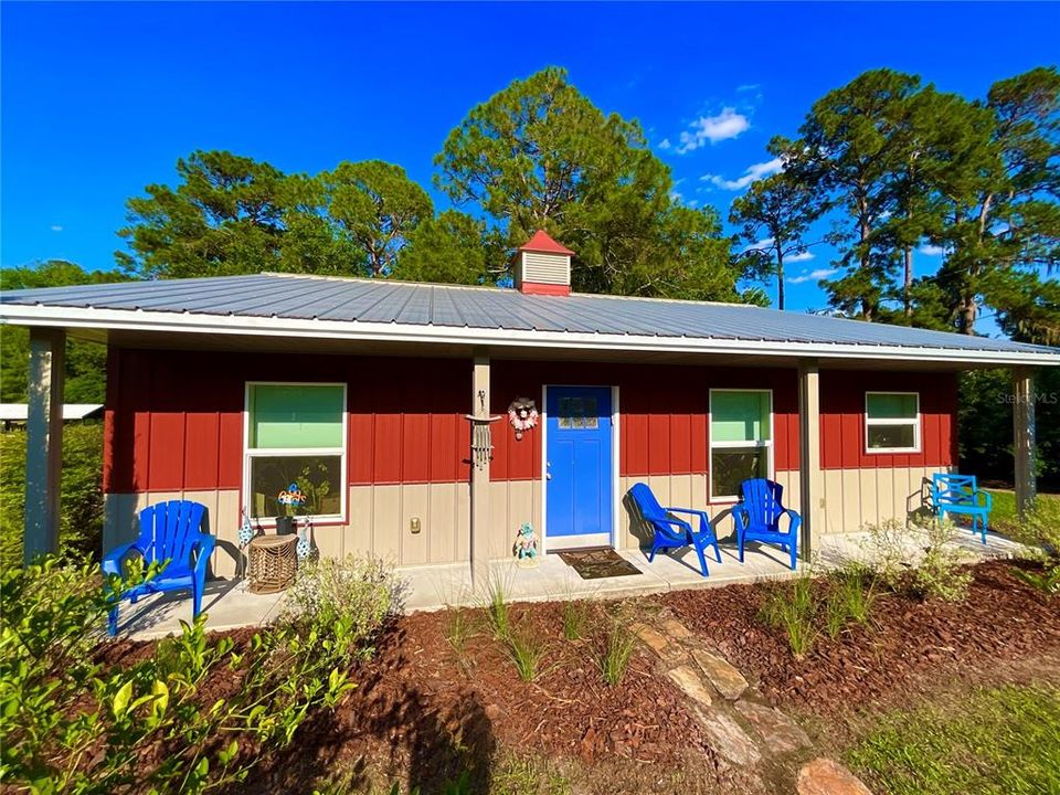 For Sale: $369,900 (2 beds, 2 baths, 1080 Square Feet)