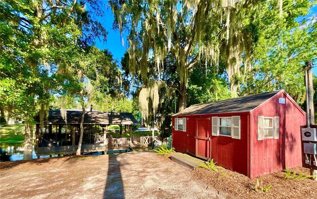For Sale: $369,900 (2 beds, 2 baths, 1080 Square Feet)