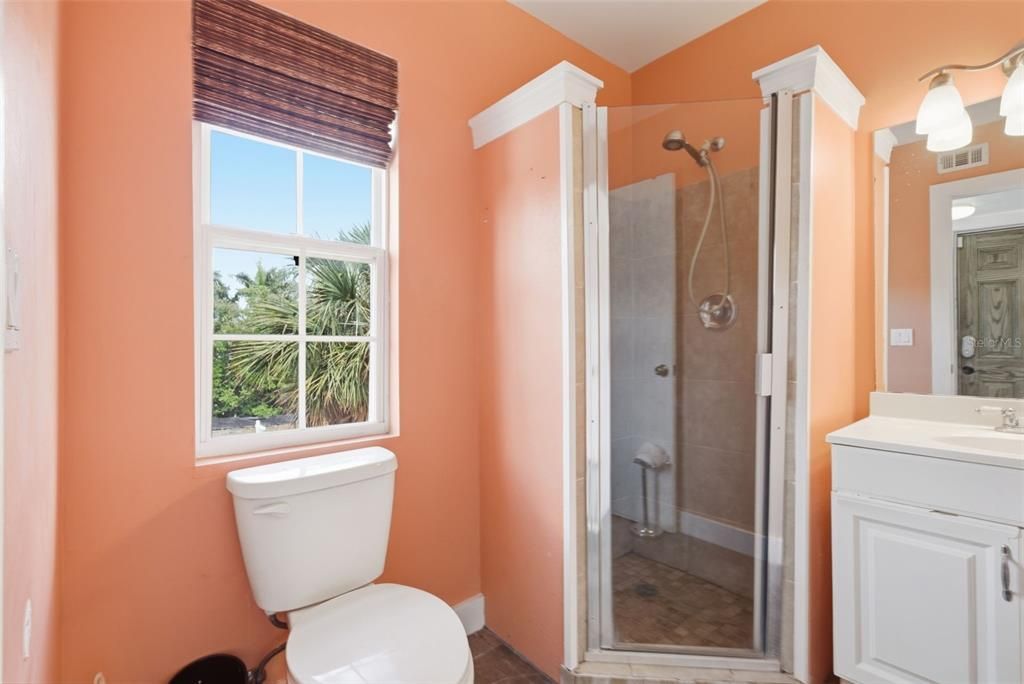 For Sale: $649,900 (2 beds, 2 baths, 1364 Square Feet)