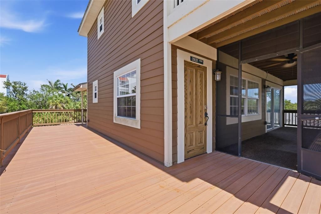 For Sale: $649,900 (2 beds, 2 baths, 1364 Square Feet)