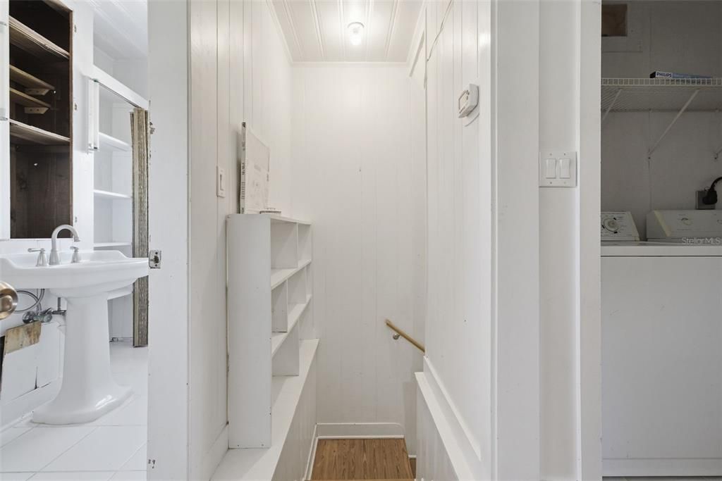 For Sale: $649,900 (2 beds, 2 baths, 1364 Square Feet)