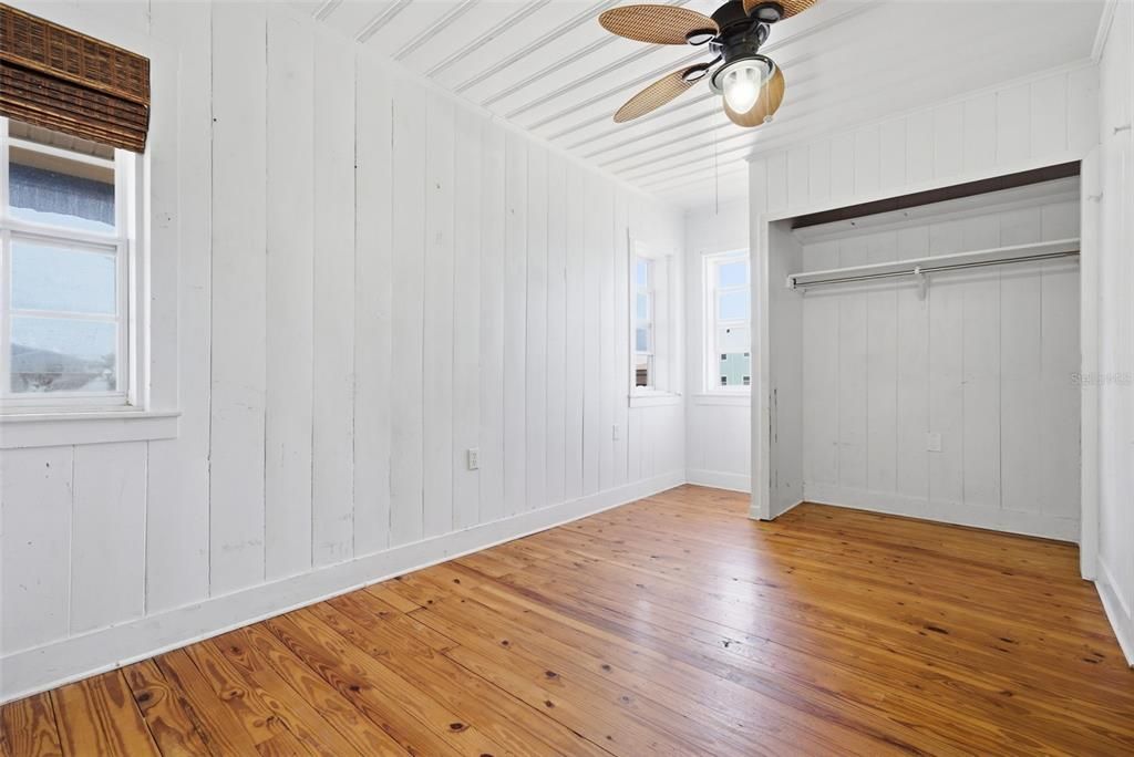 For Sale: $649,900 (2 beds, 2 baths, 1364 Square Feet)