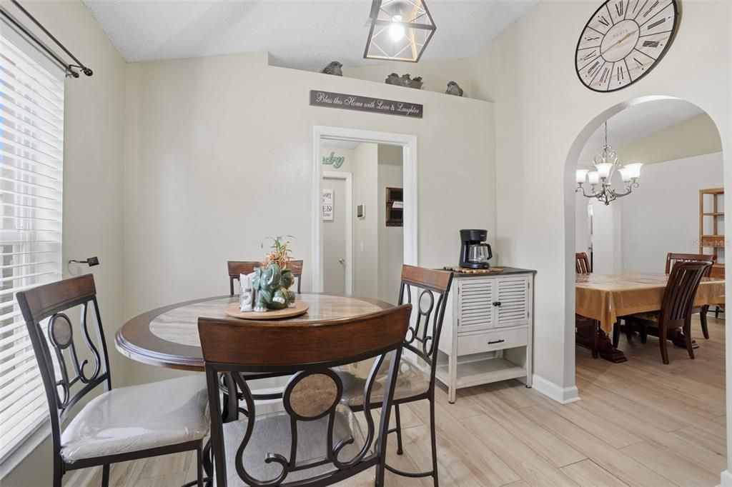 For Sale: $400,000 (4 beds, 2 baths, 1874 Square Feet)