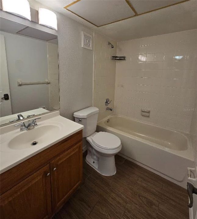En Renta: $1,500 (2 camas, 2 baños, 1010 Pies cuadrados)