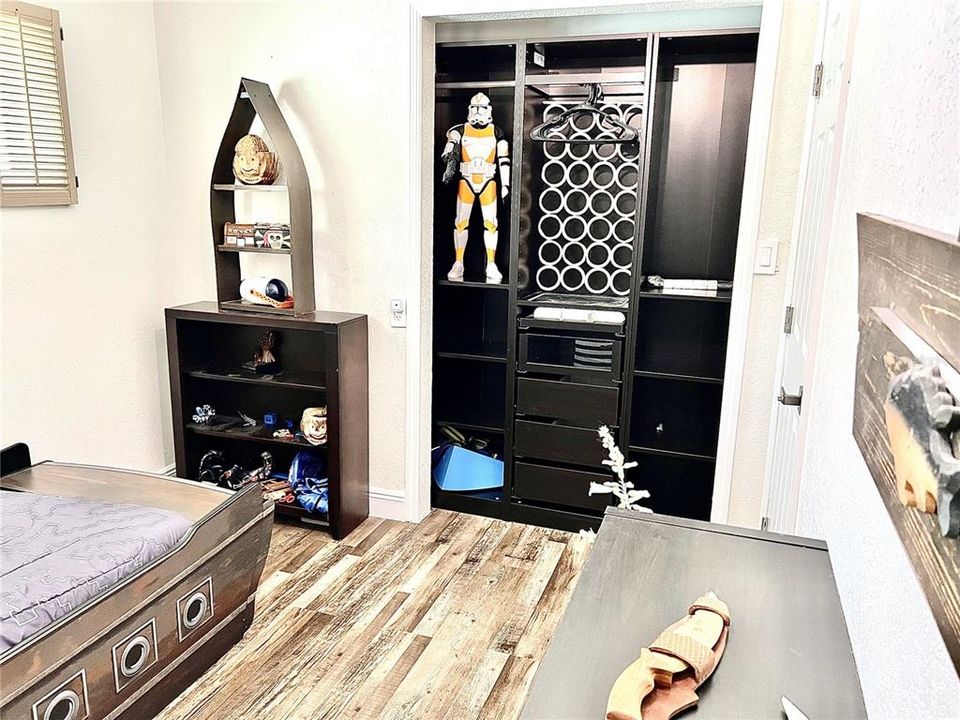 For Rent: $6,500 (4 beds, 3 baths, 2077 Square Feet)