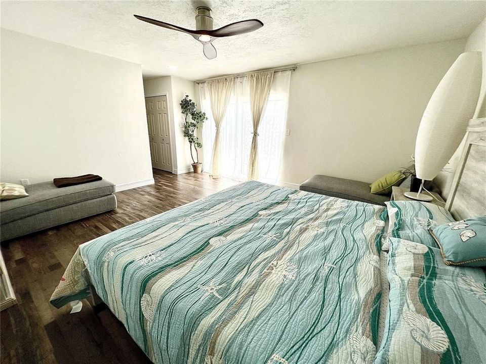 For Rent: $6,500 (4 beds, 3 baths, 2077 Square Feet)