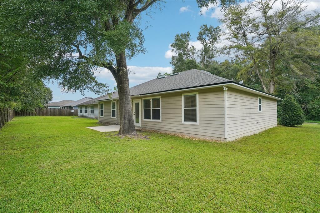For Sale: $290,000 (3 beds, 2 baths, 1620 Square Feet)