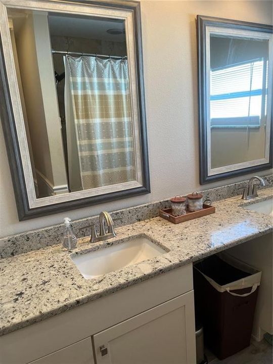 For Rent: $3,850 (3 beds, 2 baths, 1810 Square Feet)