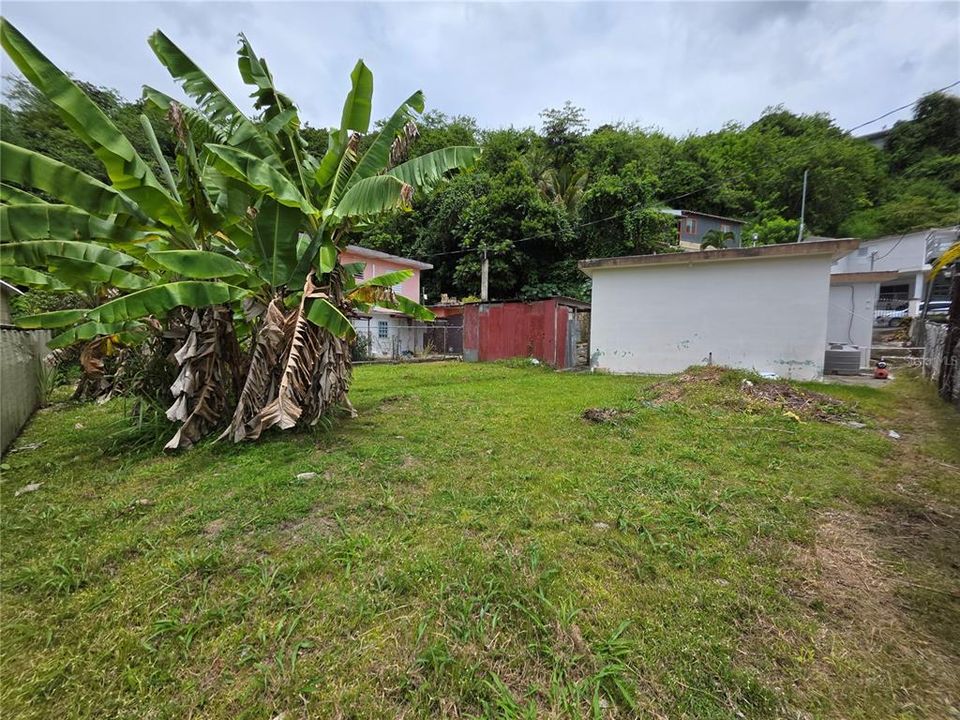 For Sale: $99,000 (3 beds, 1 baths, 1100 Square Feet)