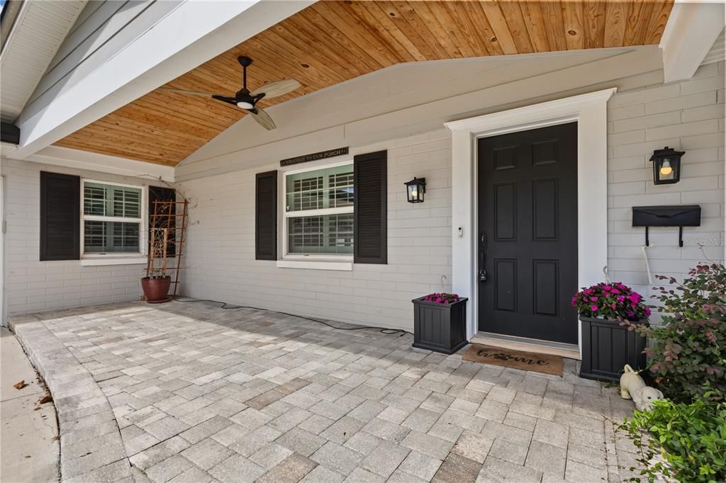 For Sale: $750,000 (3 beds, 2 baths, 1842 Square Feet)